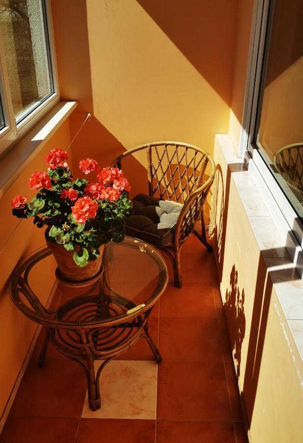Amber Apartment Liepaja Exterior photo